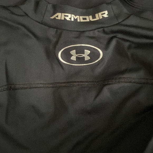 Under Armour' ColdGear Fitted Long Sleeve YMD - Picture 5 of 7